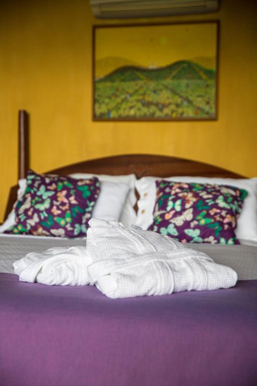Casa Vermelha Guest House Ilhabela Esterno foto