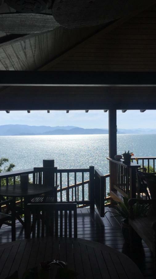 Casa Vermelha Guest House Ilhabela Esterno foto