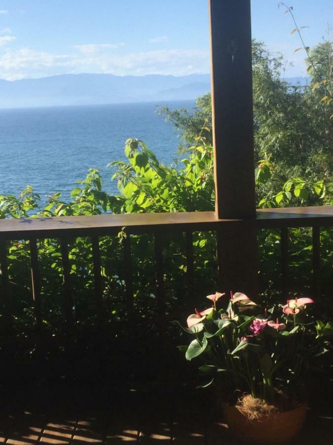 Casa Vermelha Guest House Ilhabela Esterno foto